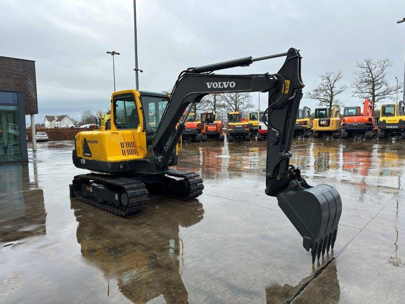 Volvo EC55B - Гусеничный экскаватор: фото 3 Volvo EC55B - Гусеничный экскаватор: фото 3