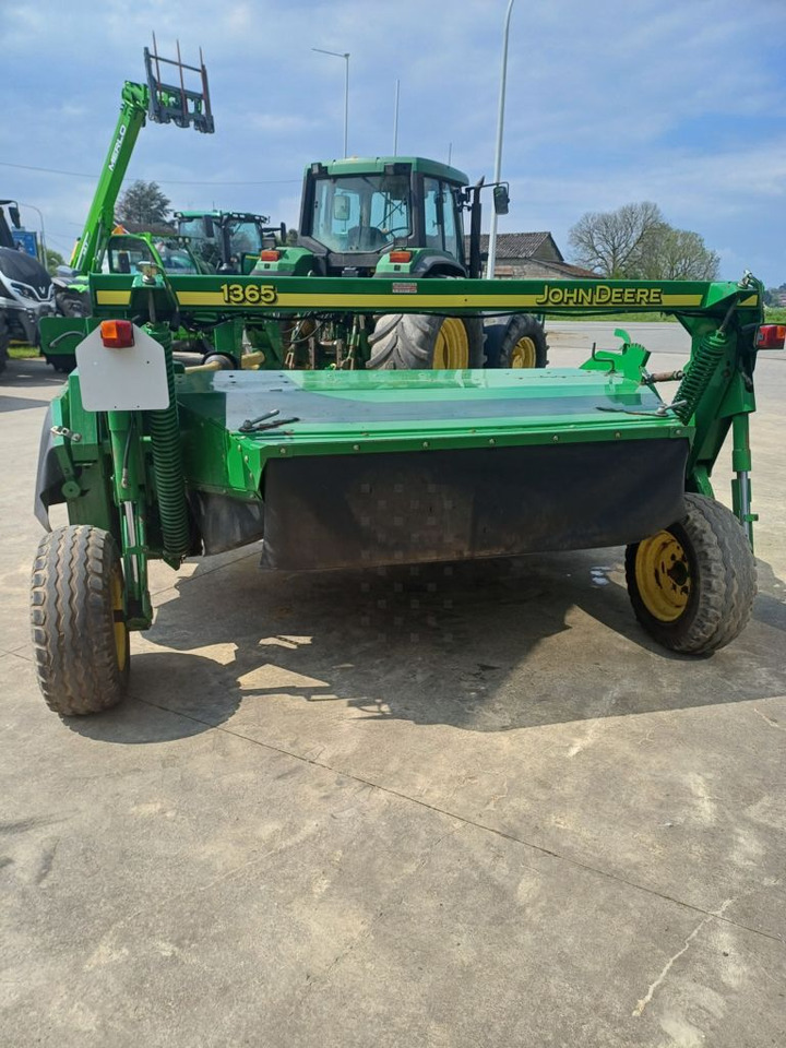 John Deere 1365 - Косилка: фото 1