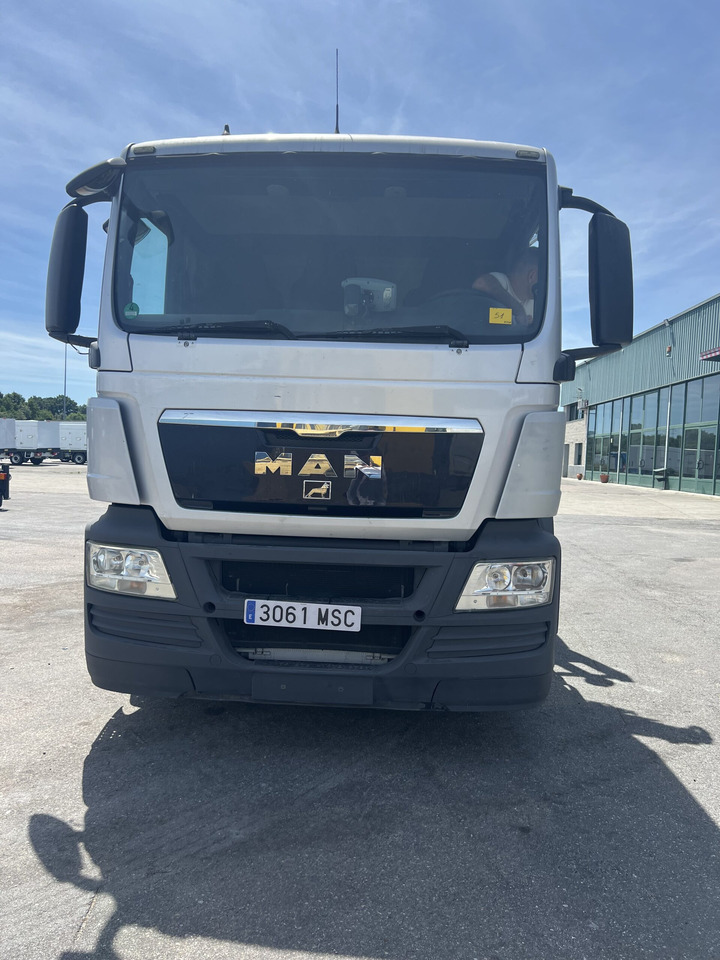 CAMION GRUA Y BASCULANTE MAN 26320 - Самосвал, Автоманипулятор: фото 1 CAMION GRUA Y BASCULANTE MAN 26320 - Самосвал, Автоманипулятор: фото 1