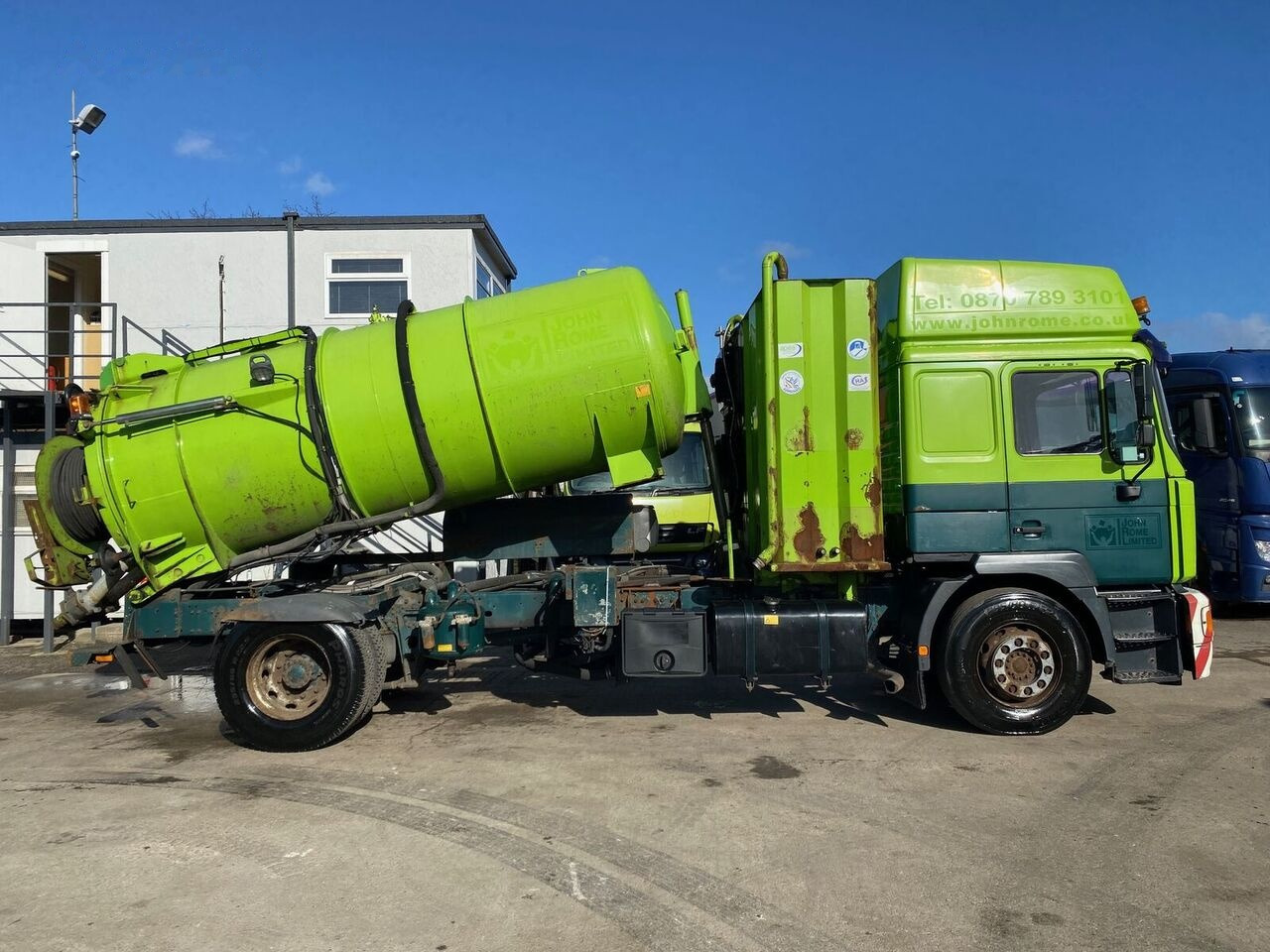 MAN TGA 18.225 Vacuum Tanker - Ассенизатор: фото 1 MAN TGA 18.225 Vacuum Tanker - Ассенизатор: фото 1