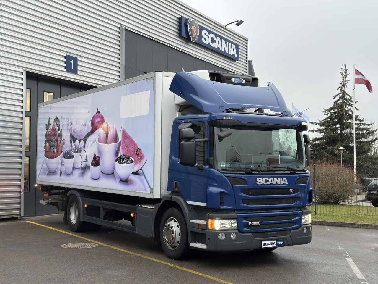 SCANIA P 250 DB4x2MNA - Грузовик-шасси: фото 1 SCANIA P 250 DB4x2MNA - Грузовик-шасси: фото 1