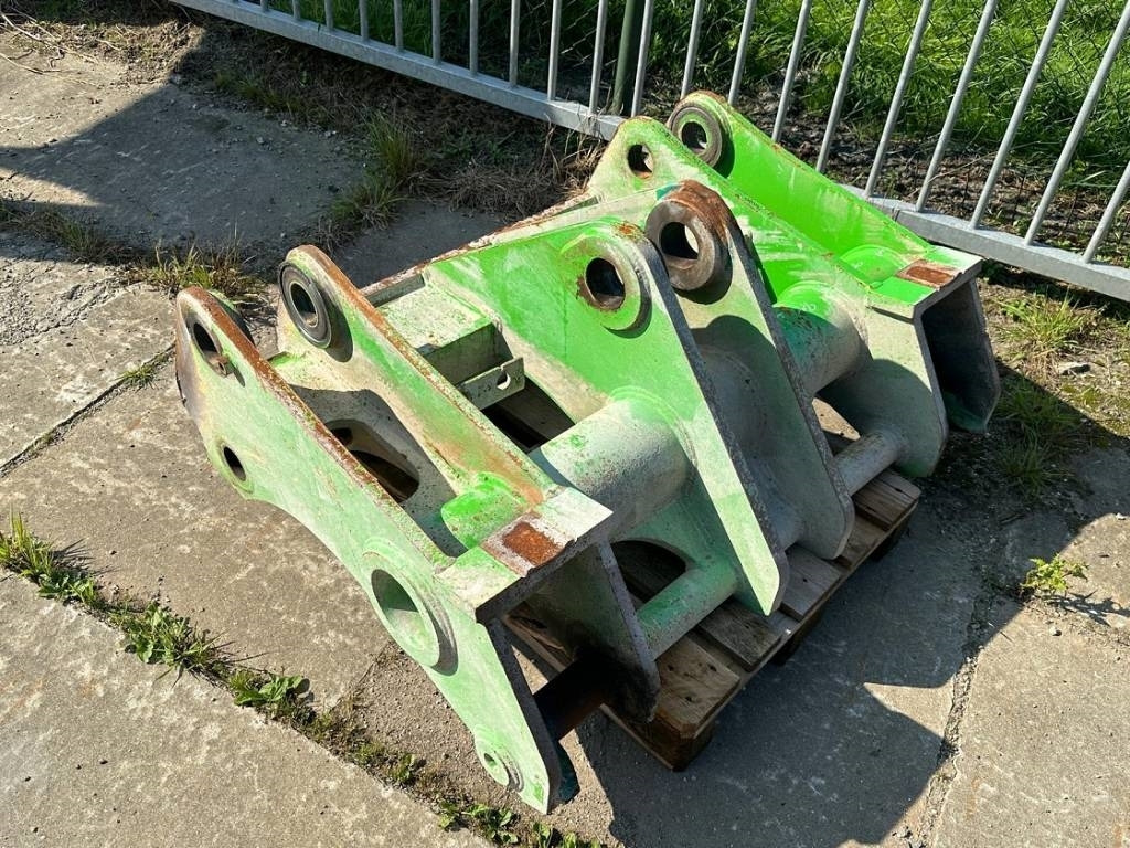 Volvo quick coupler - Сцепное устройство для Строительной техники: фото 1 Volvo quick coupler - Сцепное устройство для Строительной техники: фото 1