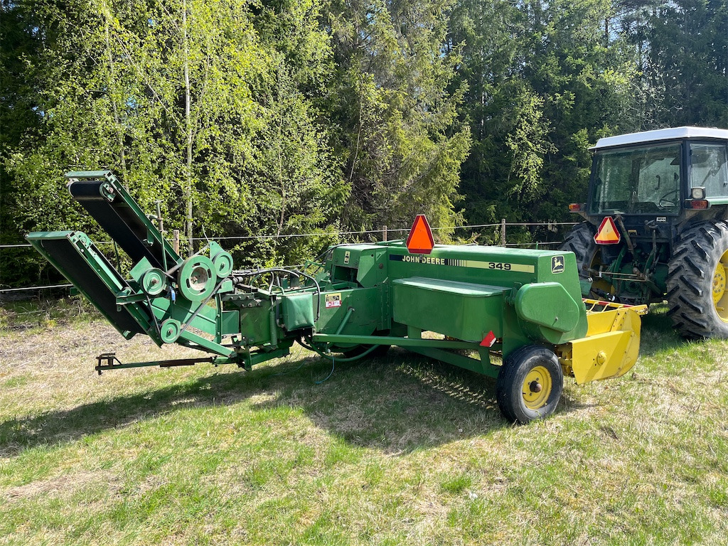 John Deere 349 - Пресс-подборщик тюковый: фото 3 John Deere 349 - Пресс-подборщик тюковый: фото 3