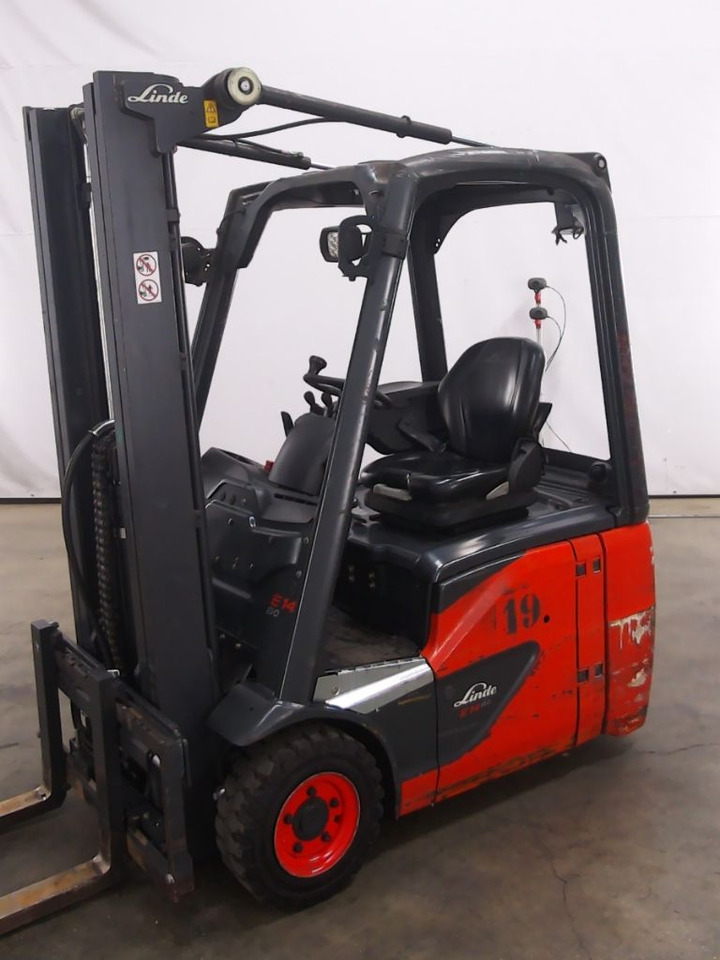 Linde E14-02 - Электропогрузчик: фото 1