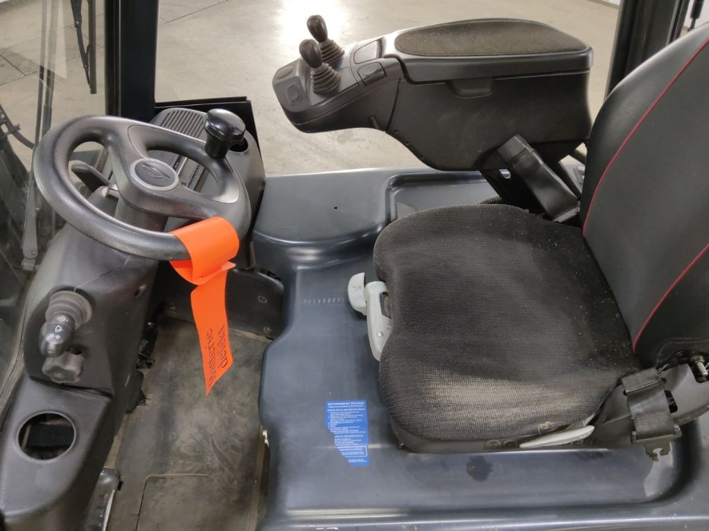 Linde E16C-02 - Электропогрузчик: фото 3 Linde E16C-02 - Электропогрузчик: фото 3
