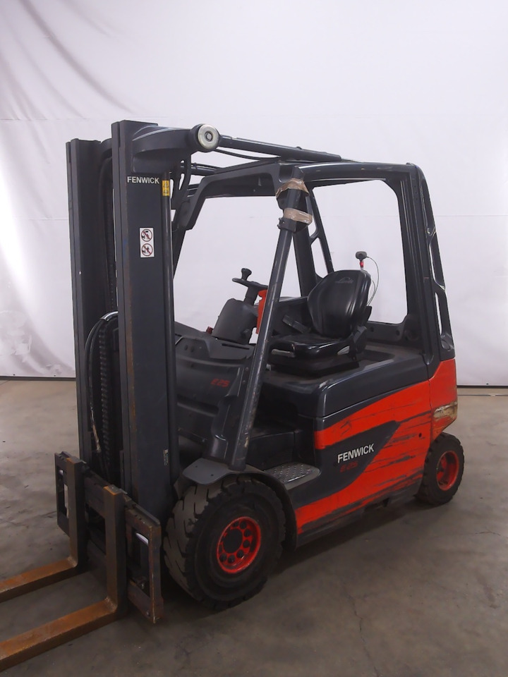 Linde E25-01 - Электропогрузчик: фото 1