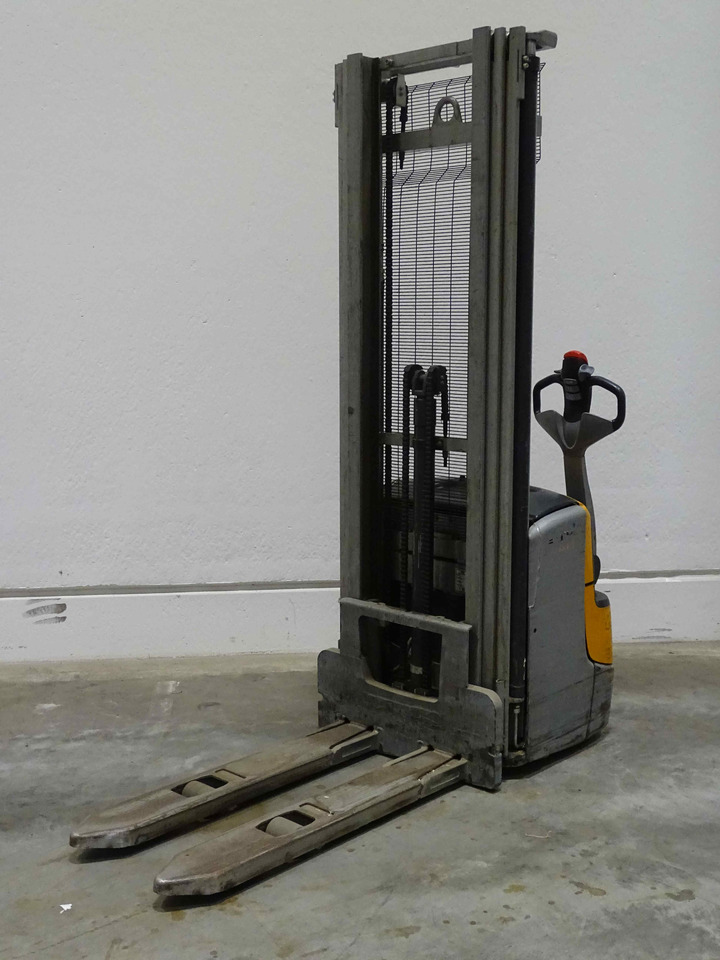 Still EXV14C - Штабелер: фото 1