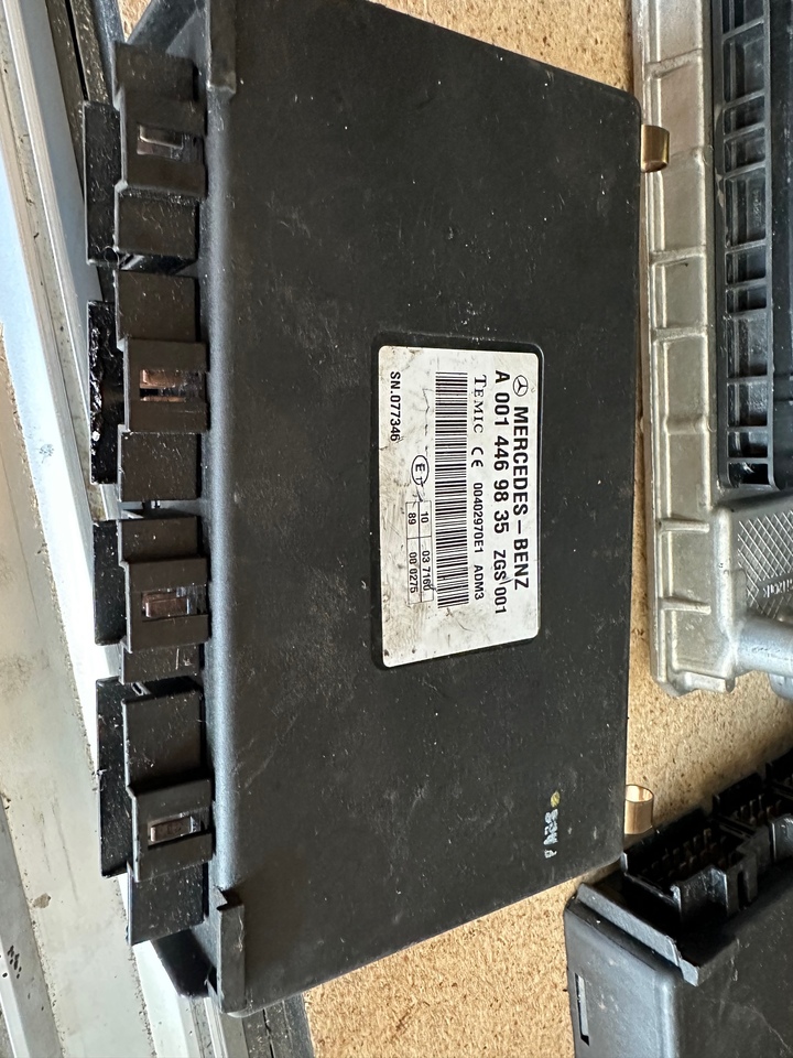 Temic Mercedes Unimog Ecu A0004469835 - Блок управления для Другой техники: фото 1