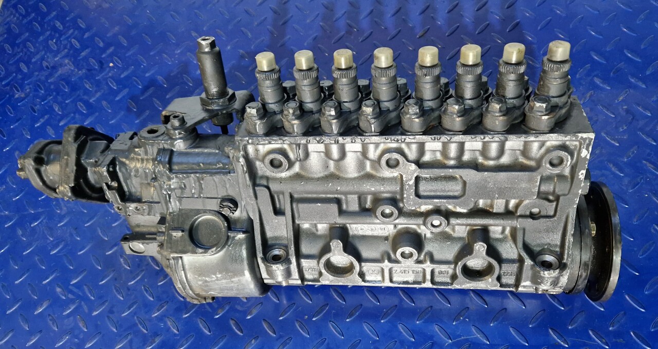BOSCH INJECTION PUMP 0402648921 - Запчасти для Другой техники: фото 1 BOSCH INJECTION PUMP 0402648921 - Запчасти для Другой техники: фото 1