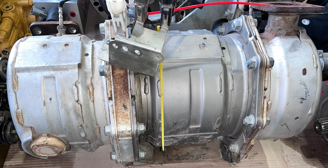 CATERPILLAR DPF - Запчасти для Строительной техники: фото 1 CATERPILLAR DPF - Запчасти для Строительной техники: фото 1