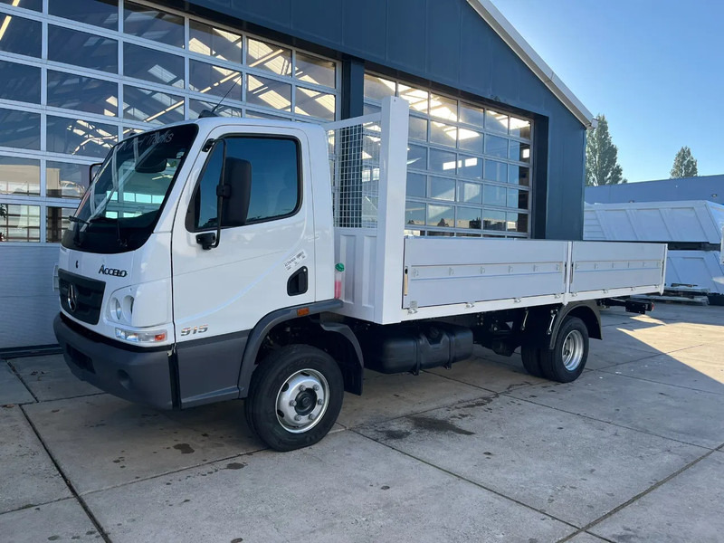 Mercedes-Benz Accelo 915 4x2 Flatbed with dropsides - Грузовик бортовой/ Платформа: фото 1 Mercedes-Benz Accelo 915 4x2 Flatbed with dropsides - Грузовик бортовой/ Платформа: фото 1