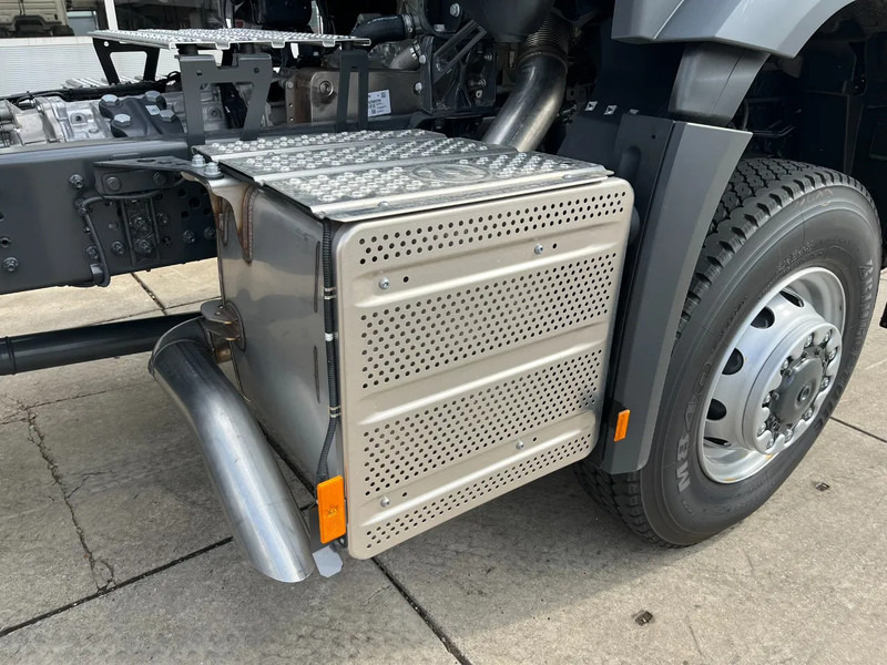 Mercedes-Benz Arocs 4058 AS 6x6 Tractor Head 180T Push Pull (Pre order) в лизинг Mercedes-Benz Arocs 4058 AS 6x6 Tractor Head 180T Push Pull (Pre order): фото 19