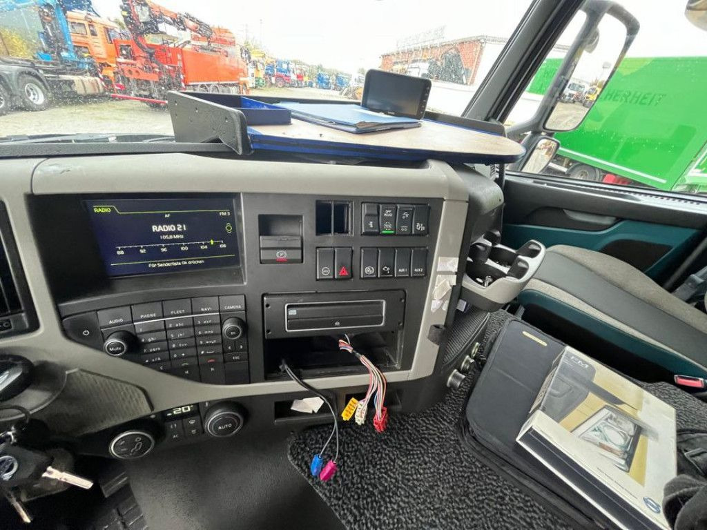 Volvo FM 420 6x2 Pritsche Heckkran 27m/t,Funk,Jib ,E6  в лизинг Volvo FM 420 6x2 Pritsche Heckkran 27m/t,Funk,Jib ,E6: фото 8