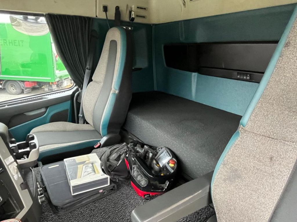 Volvo FM 420 6x2 Pritsche Heckkran 27m/t,Funk,Jib ,E6  в лизинг Volvo FM 420 6x2 Pritsche Heckkran 27m/t,Funk,Jib ,E6: фото 11