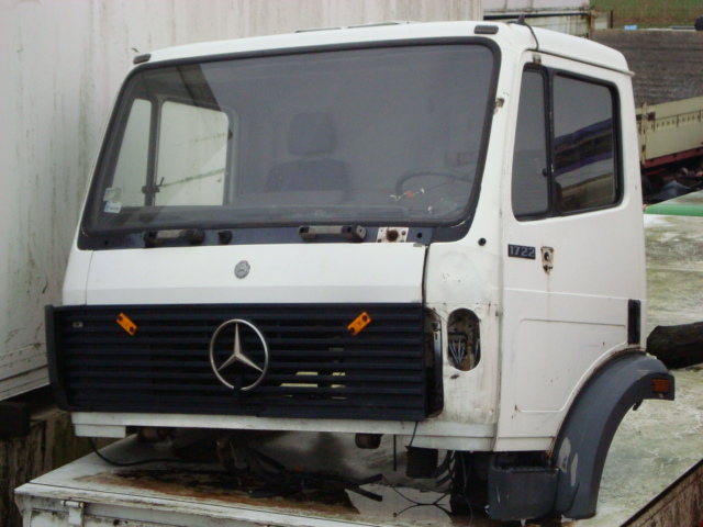 MERCEDES BENZ SK 1722 1824 1827 1831 1850 - Кабина: фото 1